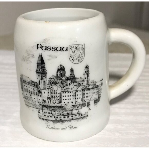 Passau Souvenir Porcelain Mug Shot Glass 2" Mini Porzellan Vintage - Picture 6 of 6